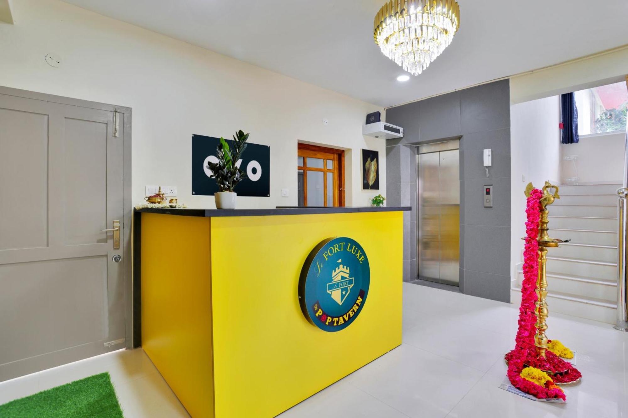 Super Collection O Lefort Luxe By Poptavern Thiruvananthapuram Екстер'єр фото